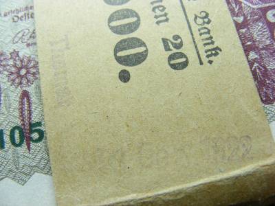 20 Korona 1922, hajtatlan, sorszámkövető, eredeti kötegelő
