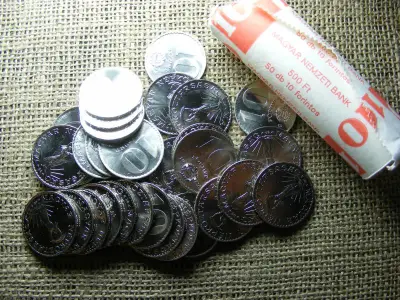 10 forintos érme, 1972, verdefényes, MNB rolniból