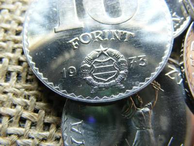 10 forintos érme, 1973, verdehibás, ritka