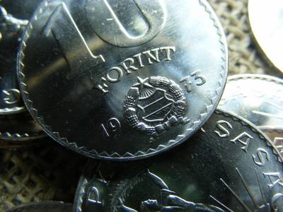 10 forintos érme, 1973, verdehibás, ritka