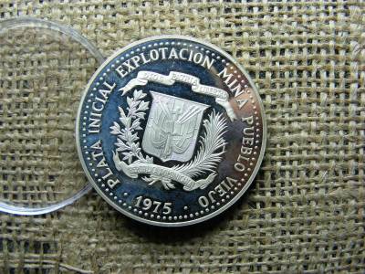 Dominikai Köztársaság 10 Pesos, 1975, PP Ezüst