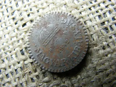 2 fillér 1942, rovátkolt