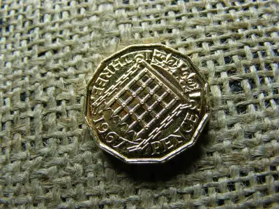 3 Pence, 1967, Aranyozott