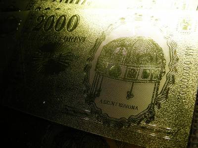 2000 forintos bankjegy, 2000, aranyozott plasztik, Millennium
