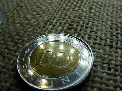 100 forintos érme, 2019, verdehibás, ritka