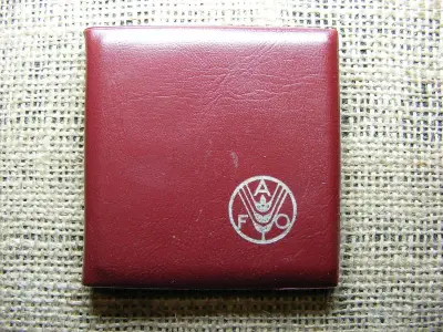 100 forintos érme, 1983, FAO