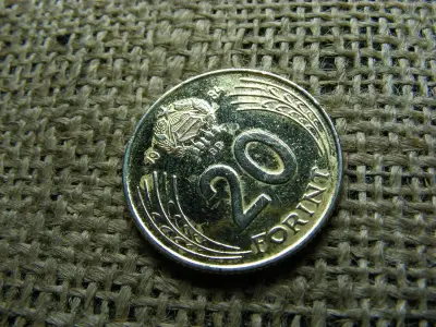 20 forintos érme, 1984, aranyozott