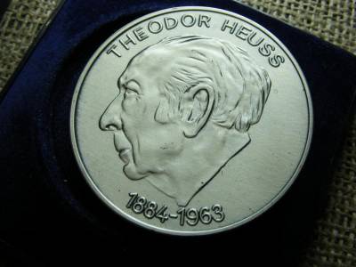 Theodor Heuss Emlékérem, 1884-1963, FDP 25 éves