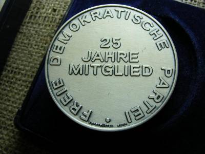 Theodor Heuss Emlékérem, 1884-1963, FDP 25 éves