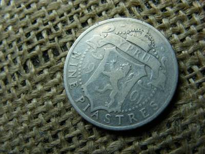 Ezüst 9 piastres érme, 1901