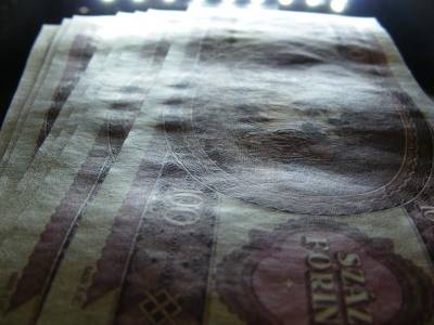 100 forintos bankjegy, 1968, nagy aláírás, aUNC