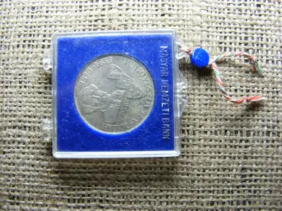 100 forintos érme, 1983, MNB tokos