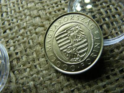 2000 forintos érme, 2016, BU