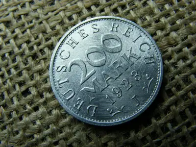 Birodalmi 200 márka, 1923, J