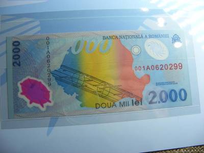 Románia 2000 Lei, 1999, polimer bankjegy, UNC