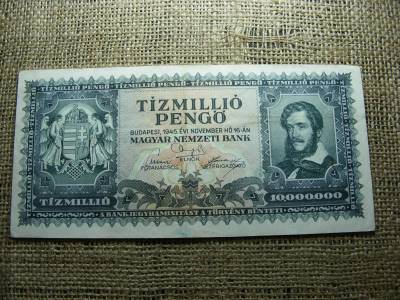 10 millió pengő bankjegy, 1945, születési évvel