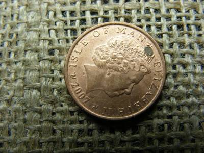 Man-szigetek 1 penny, 2007, Elizabeth II Santon háborús emlékmű