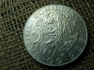 Ezüst 100 schilling érme, 1975