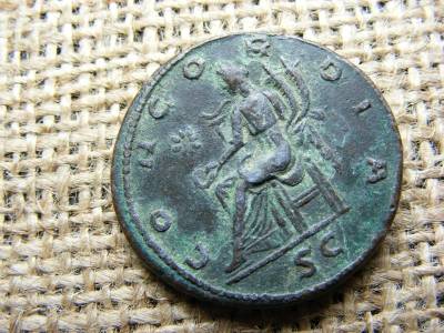 Julia Palua Sestertius, Paduaner, utánveret