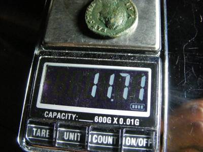 Diva Faustina Dupondius, 161-176, javított, eredeti