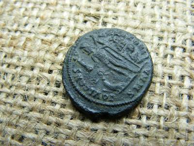 Licinius Follis, 308-324, ritkább veret