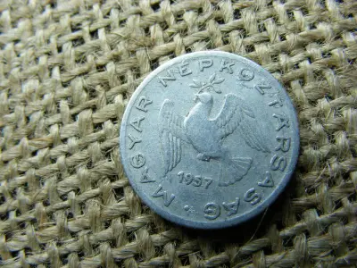 10 Fillér, 1957, Magyarország