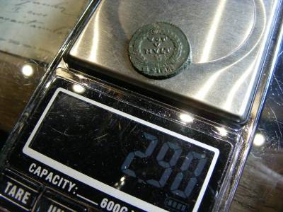 Valentinianus kis bronzérme, 364-375