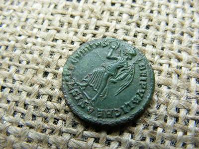 Valentinianus Kis Bronzérme, 364-375