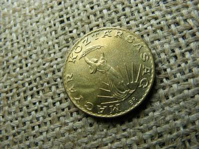 10 forintos érme, 1990
