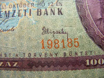 100 forintos bankjegy, 1962, születésnapi ajándék
