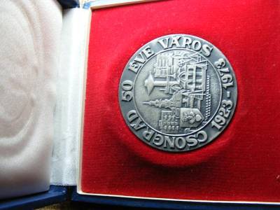 Csongrád 50 Éve Város Érme, 1923-1973, Díszdobozban