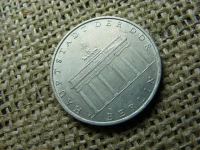 Németország 5 márka, 1971, Brandenburgi kapu