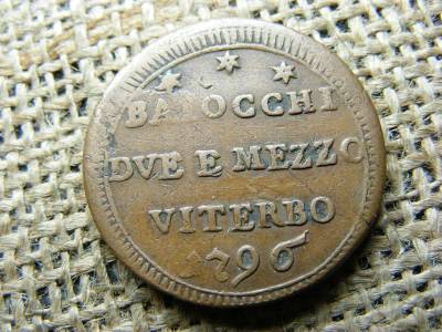 Viterbo Baiocchi 1796, VI. Pius Nagy mellszobor