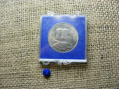 100 forintos érme, 1980, Űrrepülés, tokban