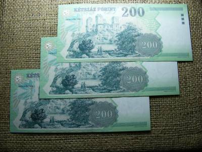 200 forintos bankjegy, 1998, UNC - aUNC, 3 db sorszámkövető