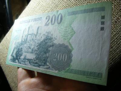 200 forintos bankjegy, 2003, FB, UNC - aUNC