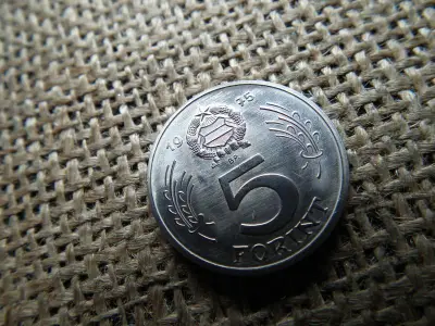 5 forintos érme, 1975