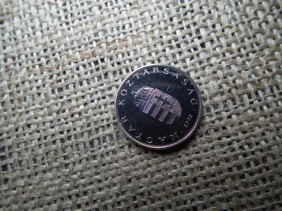 10 forintos érme, 2002, BU