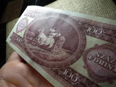 100 forintos bankjegy, 1984