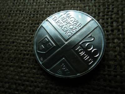 Ezüst 200 forintos érme, 1977