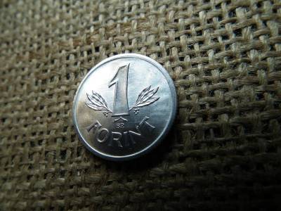 1 forintos érme, 1985