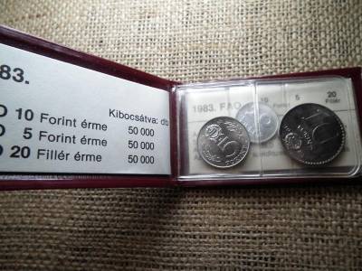 Műbőrtokos FAO 10, 5 forint és 20 fillér, 1983