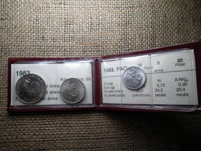 Műbőrtokos FAO 10, 5 forint és 20 fillér, 1983