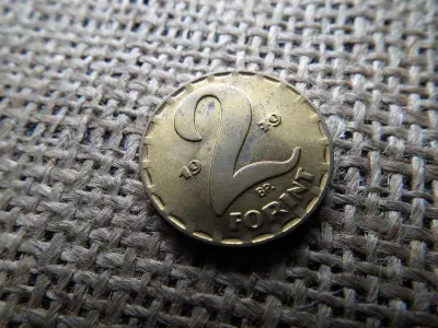 2 forintos érme, 1979