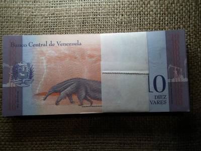 Venezuela 10 bolivares, 2018, 100 db banki köteg