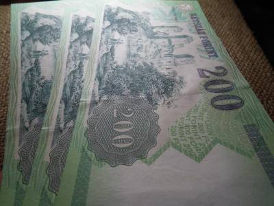 200 forintos bankjegy, 1998, 3 db sorszámkövető UNC