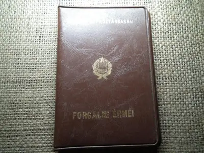 Műbőrtokos Fóliás Forgalmi Sor, 1978