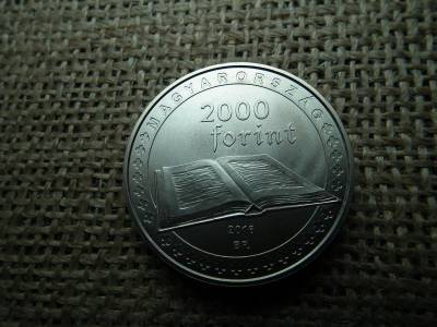 2000 forintos érme, 2016, Alaptörvény, BU