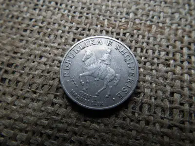 Albánia 50 leke, 2000