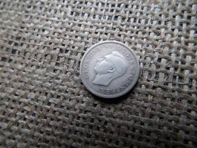 Ezüst 6 pence érme, 1944